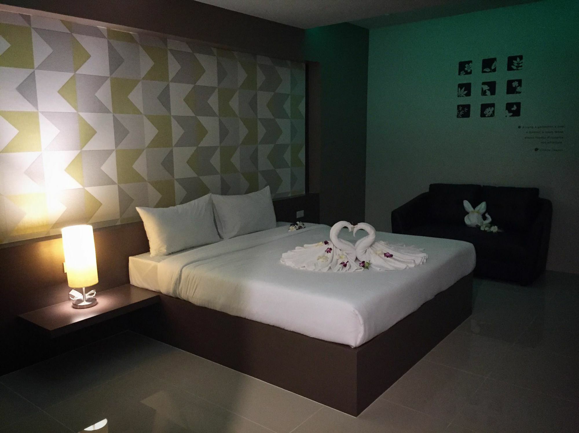 N2 Pattaya Resort Nong Prue Exteriör bild